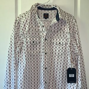 Men’s NWT pearl snap dress shirt